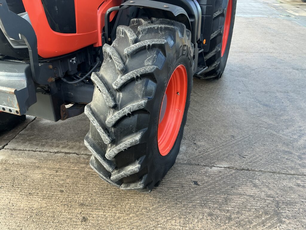 Kubota M7-133 Tractor (ST25633)