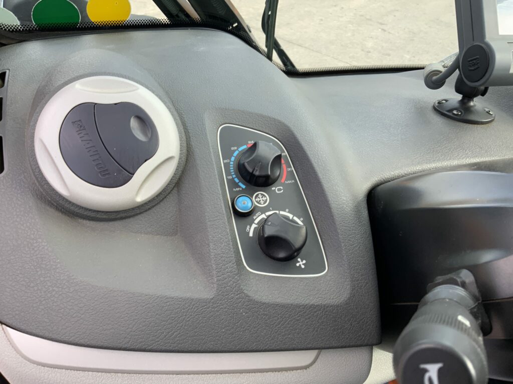 Manitou MLT841-145 ps+elite Telehandler (ST24153)