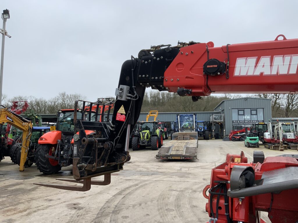 Manitou MRT2150+ Privilege Roto Telehandler (ST25728)