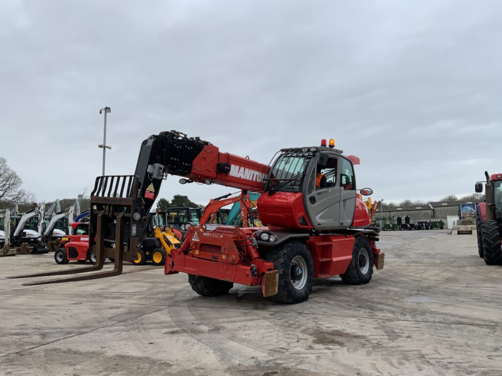 Manitou MRT2150+ Privilege Roto Telehandler (ST25728)