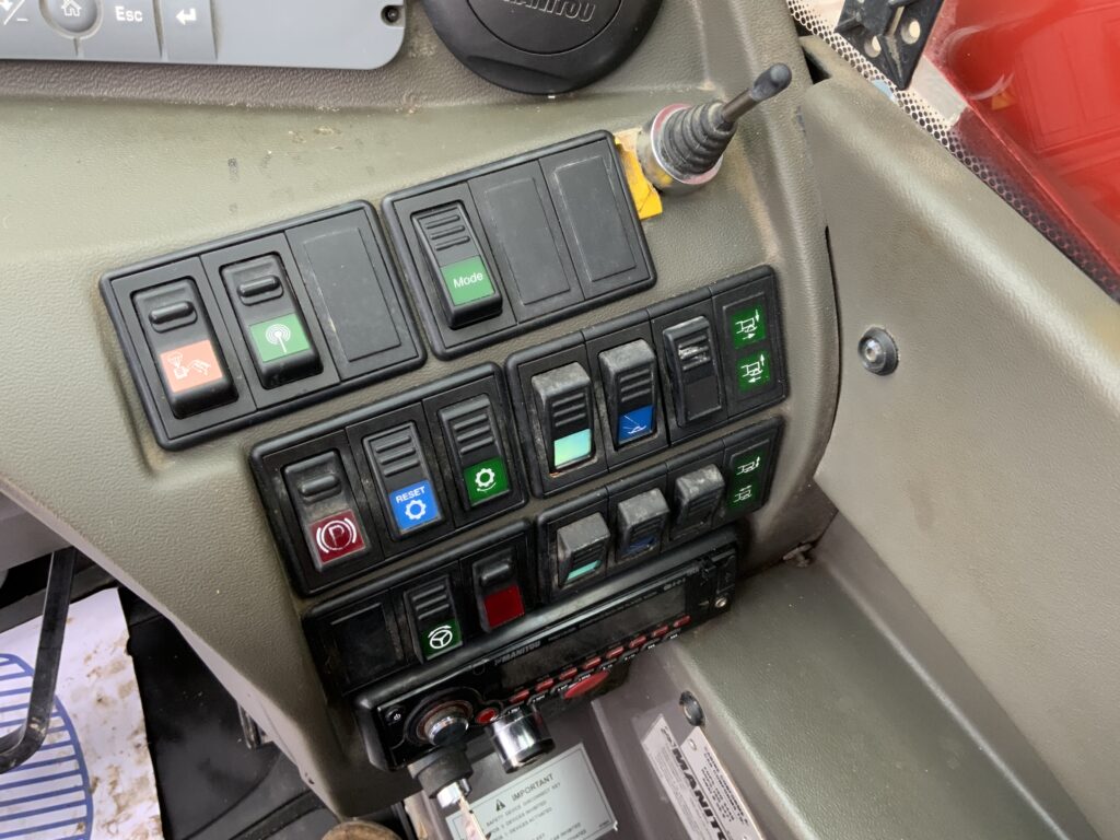 Manitou MRT2150+ Privilege Roto Telehandler (ST25728)