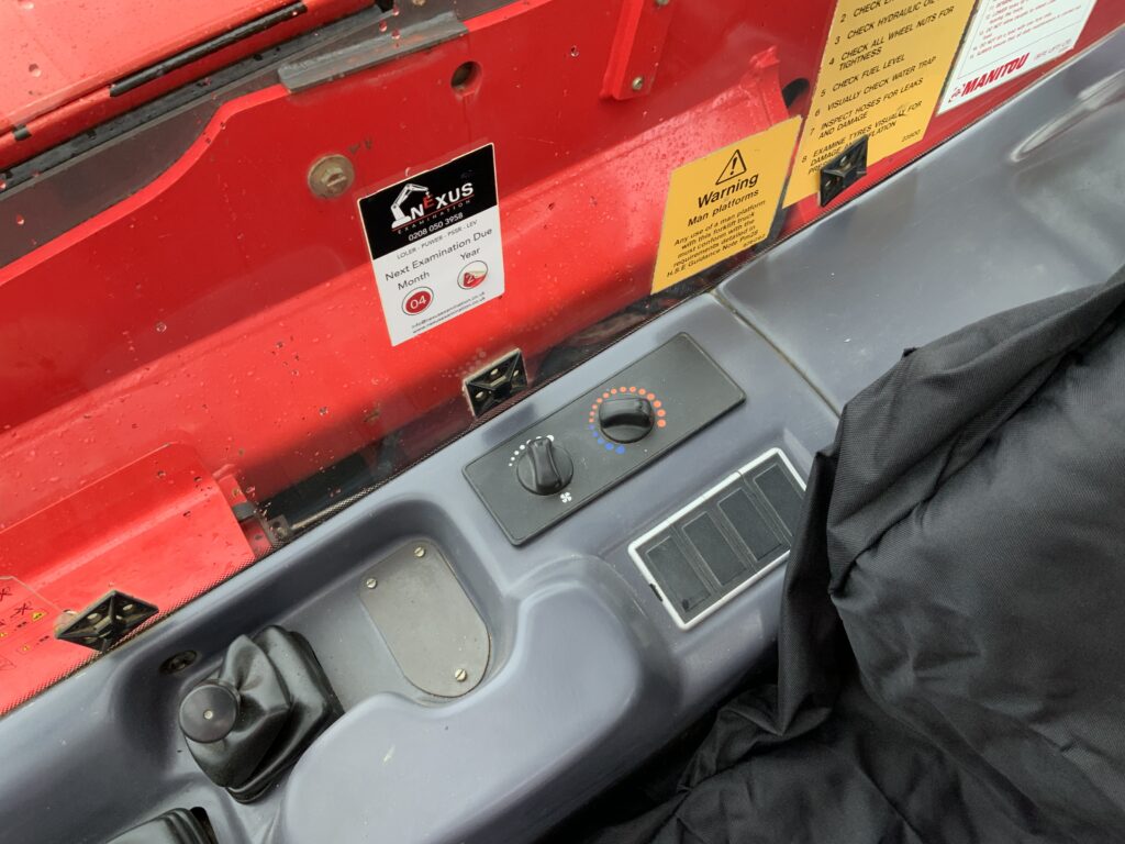 Manitou MT932 Telehandler (ST25721)