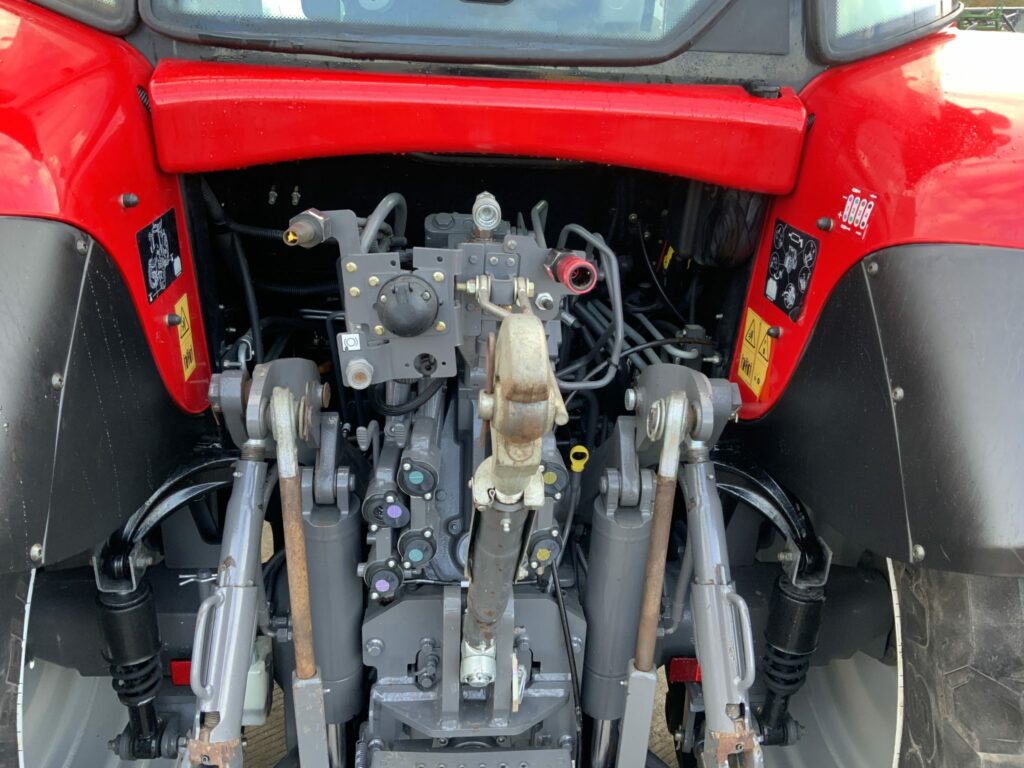 Massey Ferguson 6714S Dyna6 Tractor (ST24943)