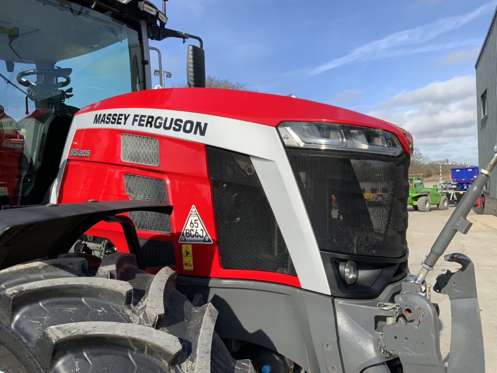 Massey Ferguson 8S.205 Dyna 7 Tractor (ST25718)