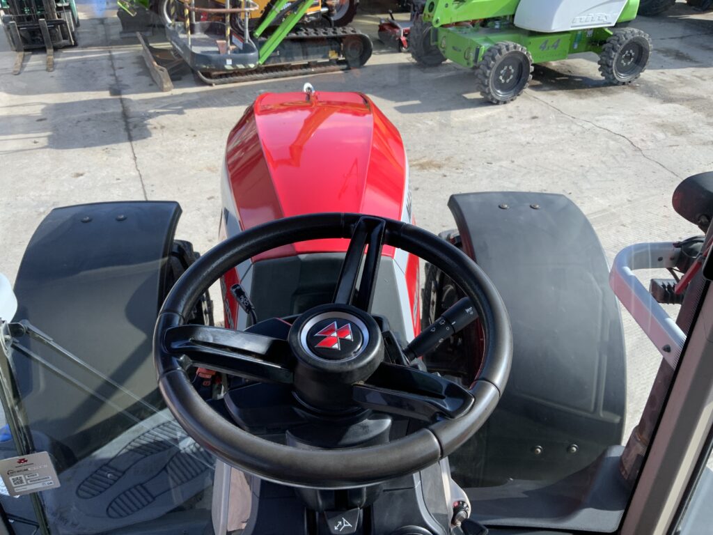 Massey Ferguson 8S.205 Dyna 7 Tractor (ST25718)