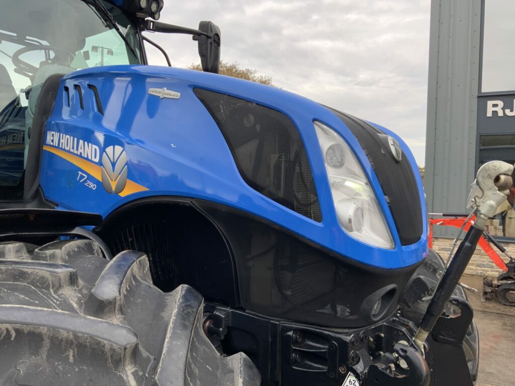 New Holland T7.290 Auto Command Tractor (ST25062)