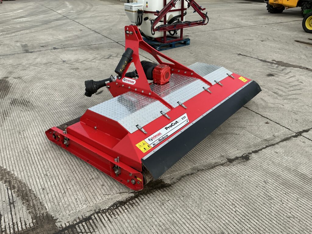 Trimax 8Ft pro Cut S4 237 Roller Mower (ST25928)