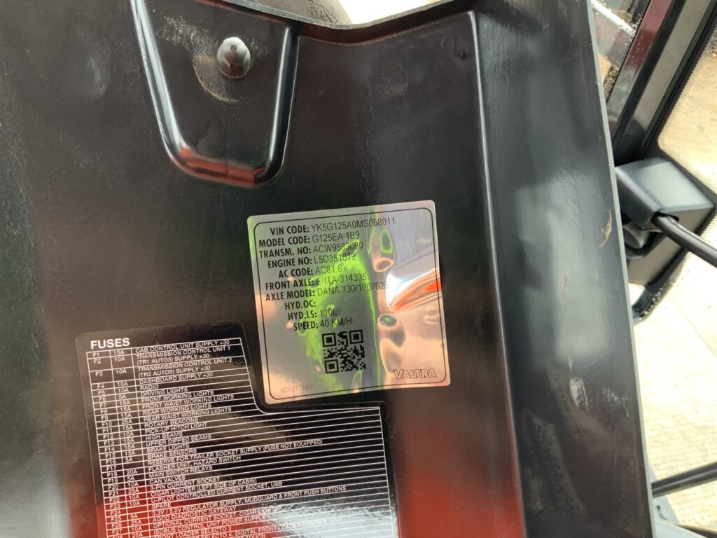 Valtra G125 Active Tractor (ST25675)