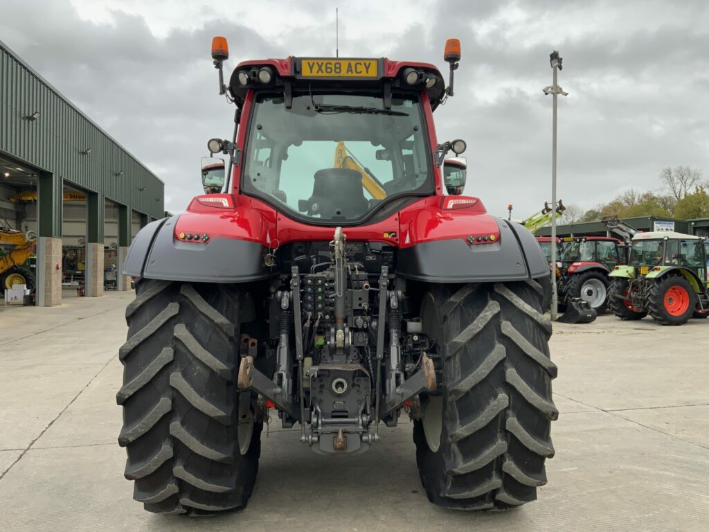 Valtra T254 Versu Tractor (ST24771)