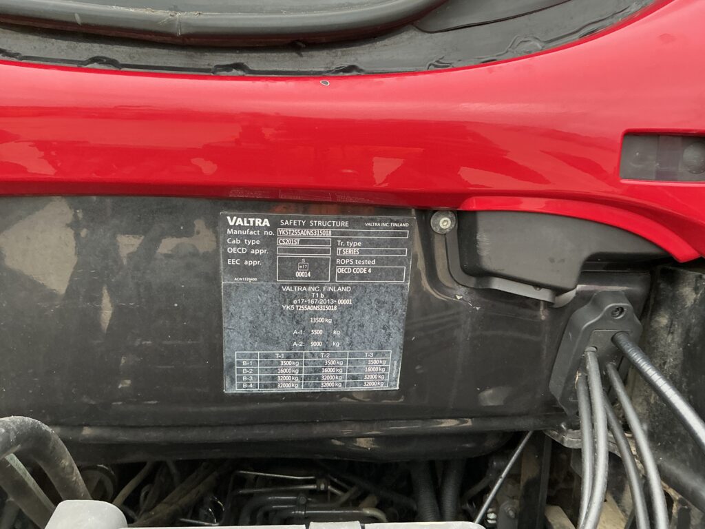 Valtra T255 Active Tractor (ST25714)