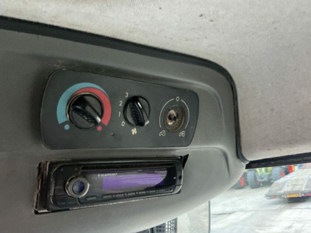 Zetor Proxima 85 Tractor (ST25391)