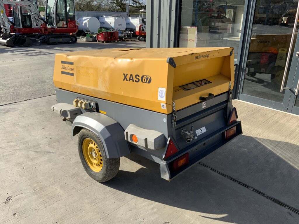 Atlas Copco XAS 67 Compressor (ST26211)