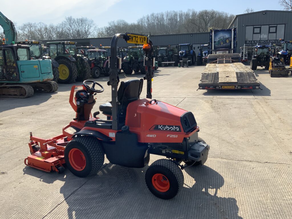 Kubota F251 Out front Mower (ST25994)