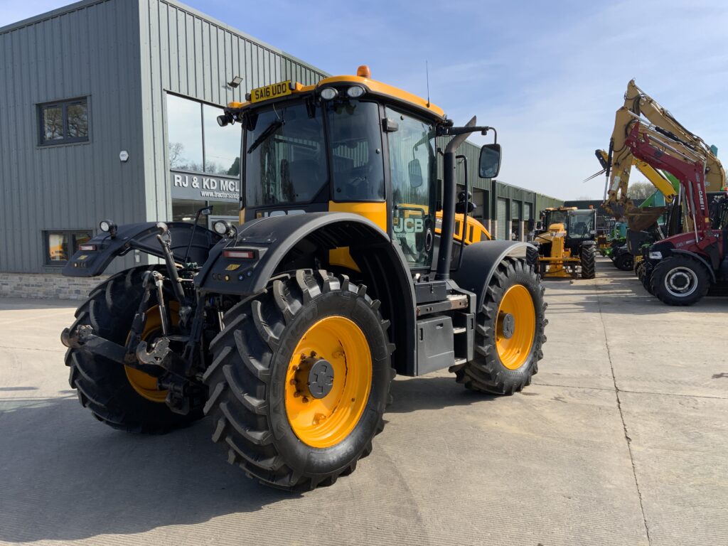 JCB 4220 Fastrac Tractor (ST26172)