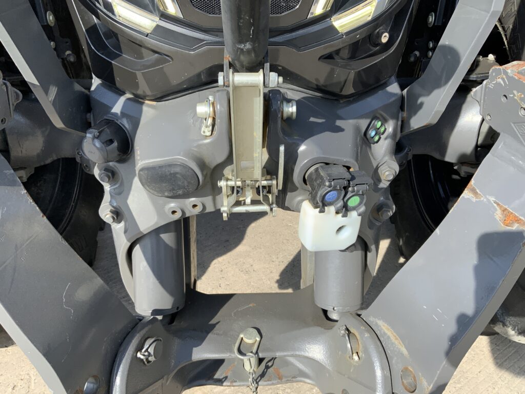 Valtra T235 Versu Tractor (ST25946)