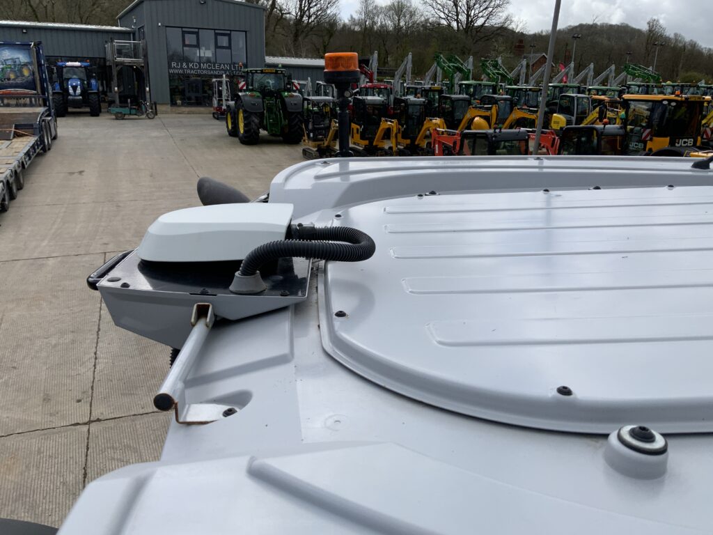 Massey Ferguson 8S.225 Black Tractor (ST26275)