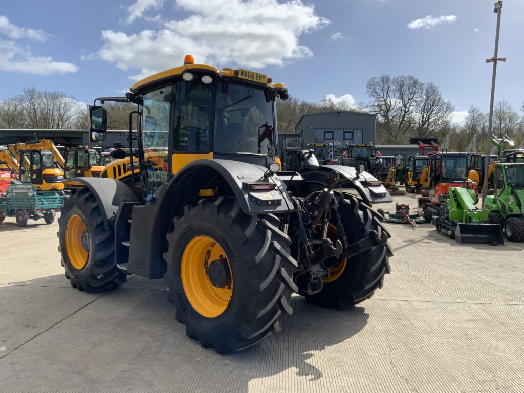 JCB 4220 Fastrac Tractor (ST26097)