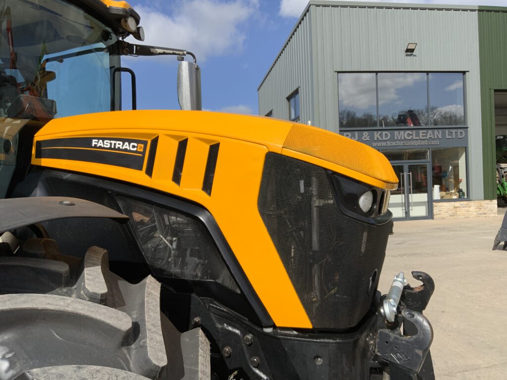 JCB 4220 Fastrac Tractor (ST26097)