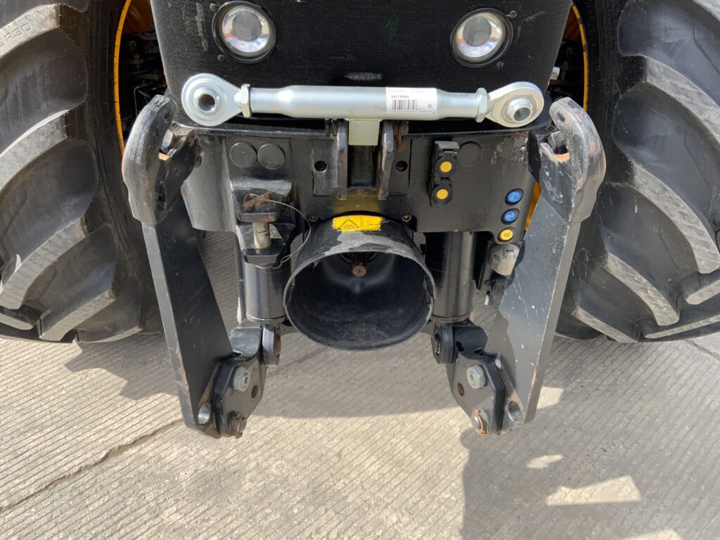 JCB 4220 Fastrac Tractor (ST26097)