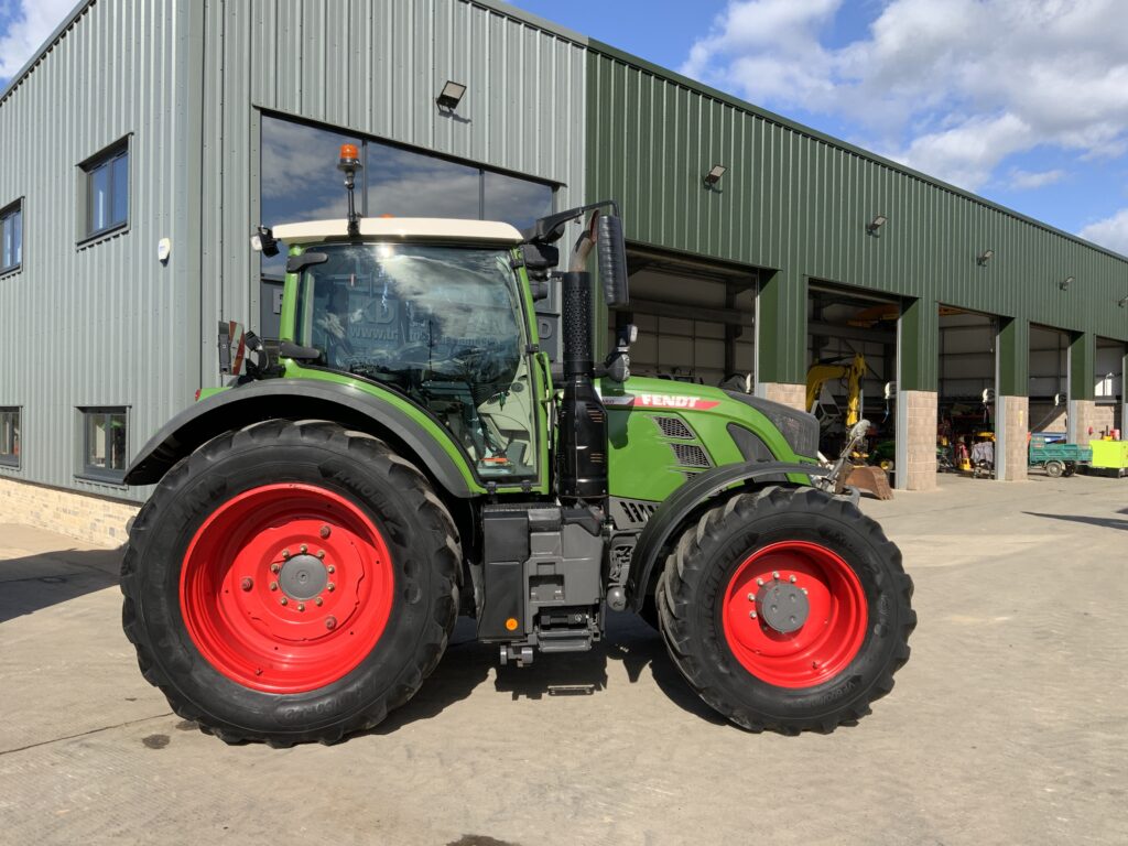 Fendt 724 Profi Plus Tractor (ST26001)