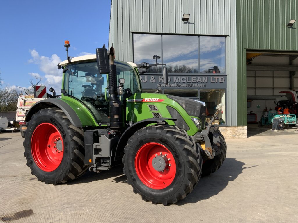Fendt 724 Profi Plus Tractor (ST26001)