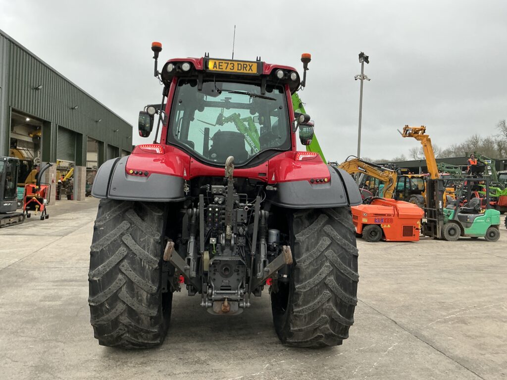 Valtra T235 Active Tractor (ST25715)
