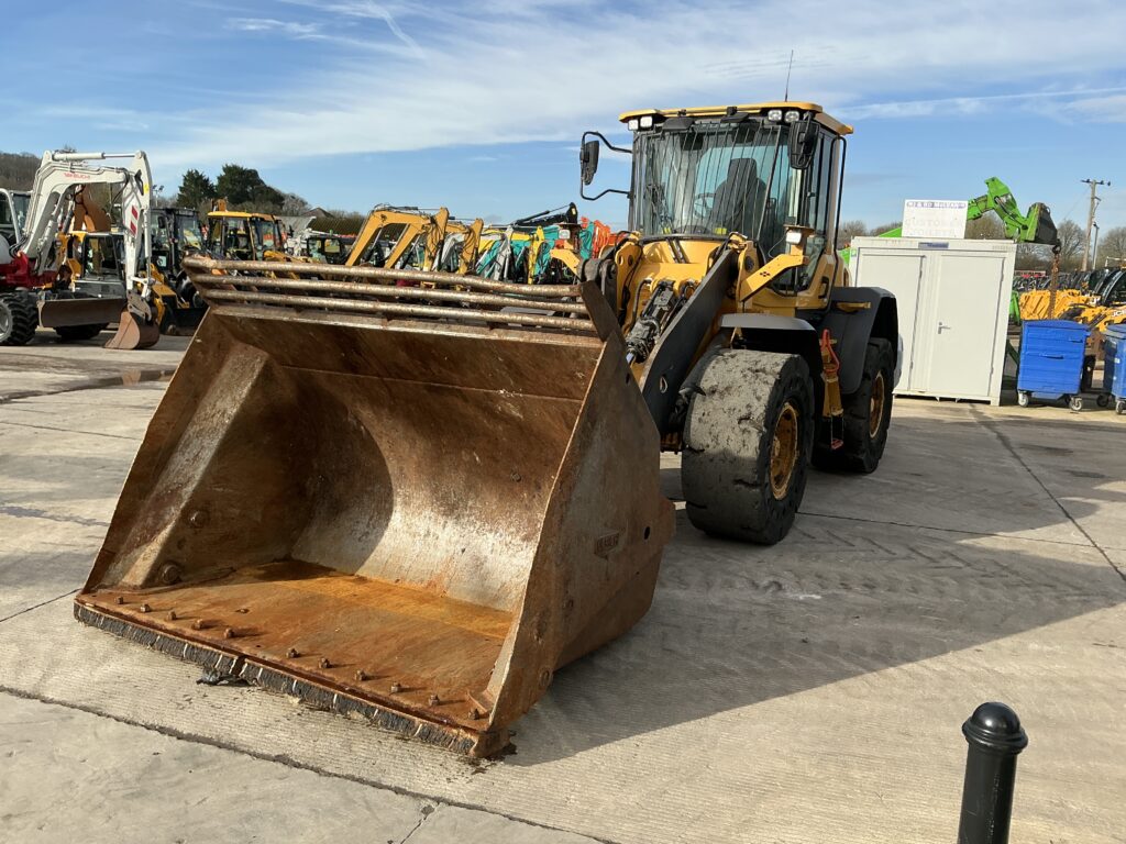 Volvo L70H Wheeled Loading Shovel (ST26066)