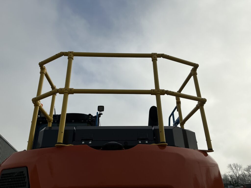 Hitachi Zaxis 135W Tab boom Rubber duck Digger (ST26075)