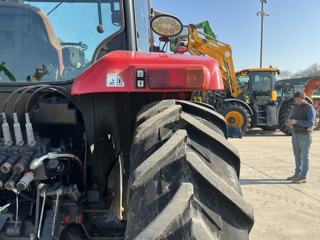 McCormick MC115 Loader Tractor (ST25693)