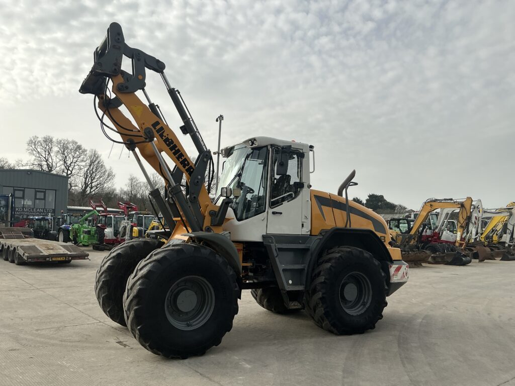 Liebherr L538 Loading Shovel (ST25866)