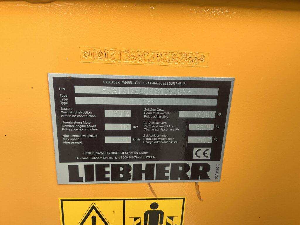 Liebherr L538 Loading Shovel (ST25866)