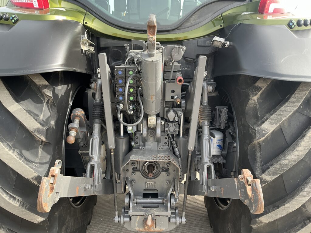 Valtra N175 Versu Unlimited Tractor (ST25906)