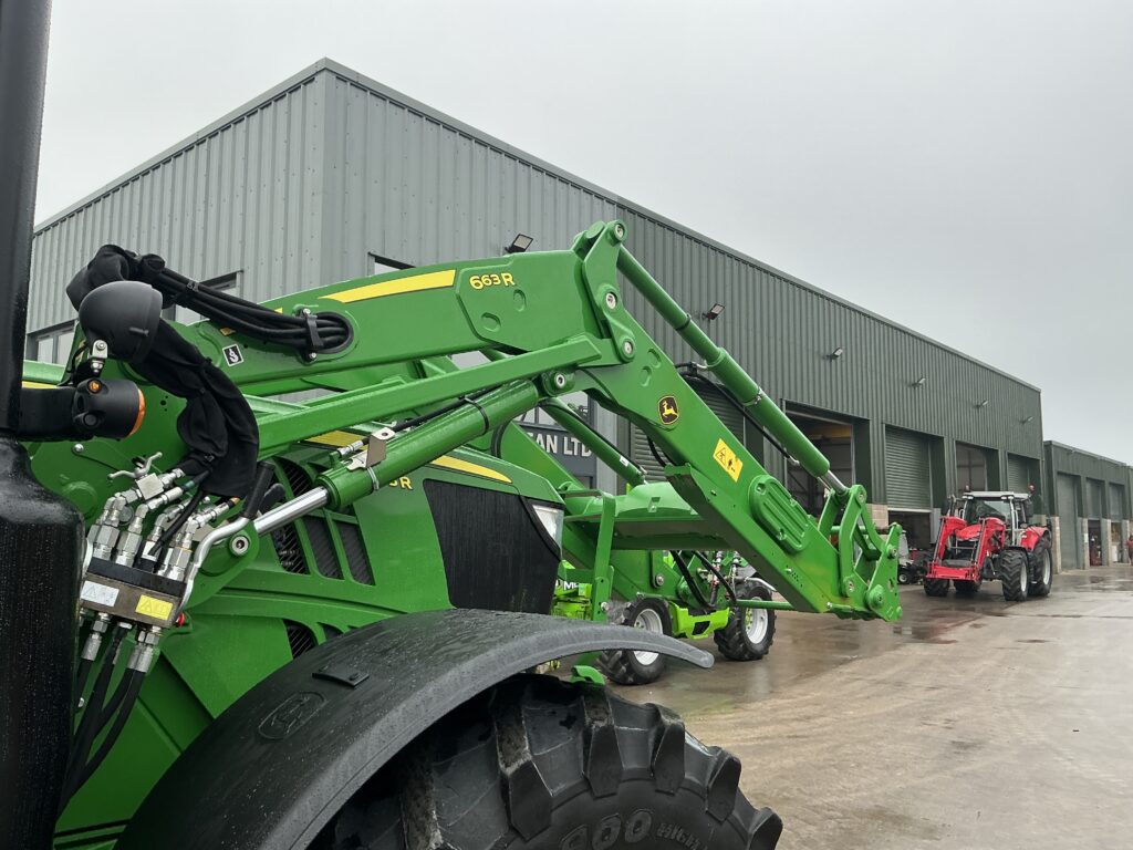 John Deere 6195R Ultimate Edition Tractor (ST25987)