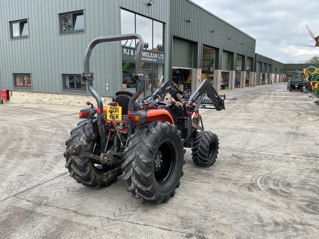 Kubota L4240 Tractor (ST26093)