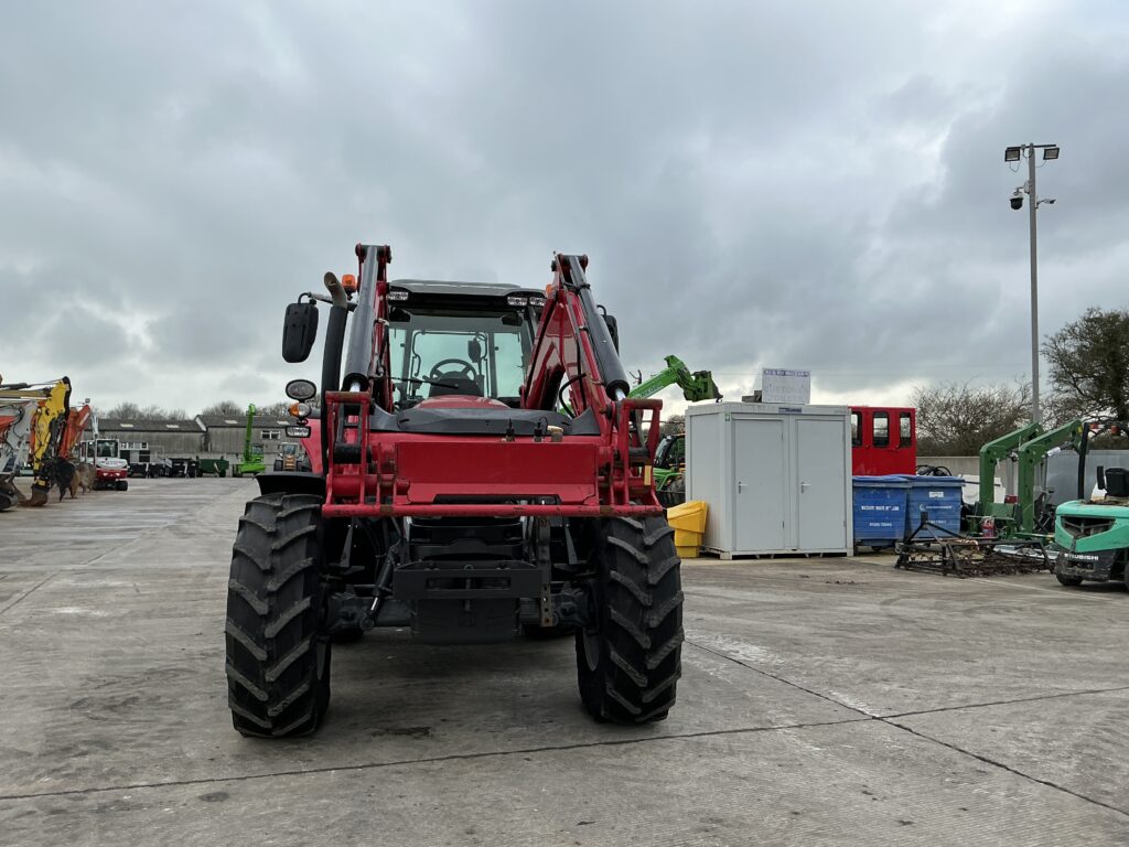Massey Ferguson 7S.180 Tractor (ST25886)
