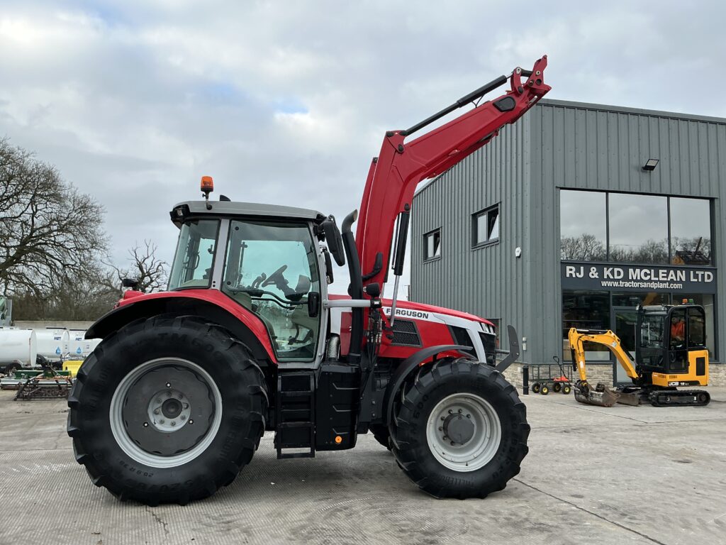 Massey Ferguson 7S.180 Tractor (ST25886)