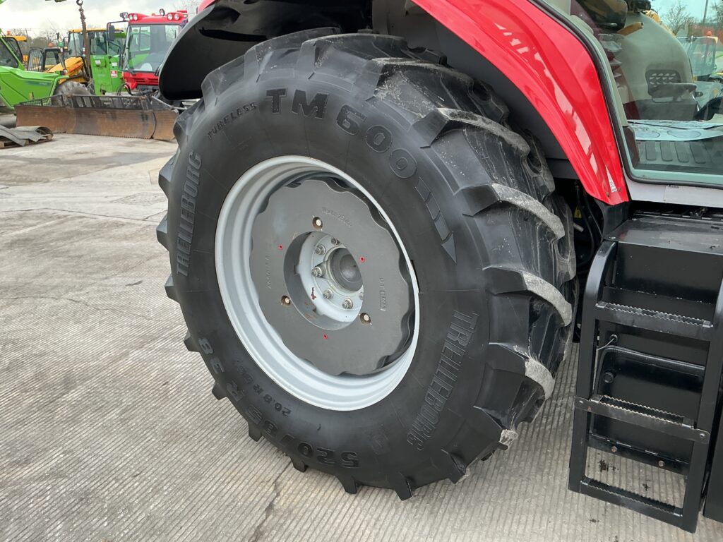 Massey Ferguson 7S.180 Tractor (ST25886)