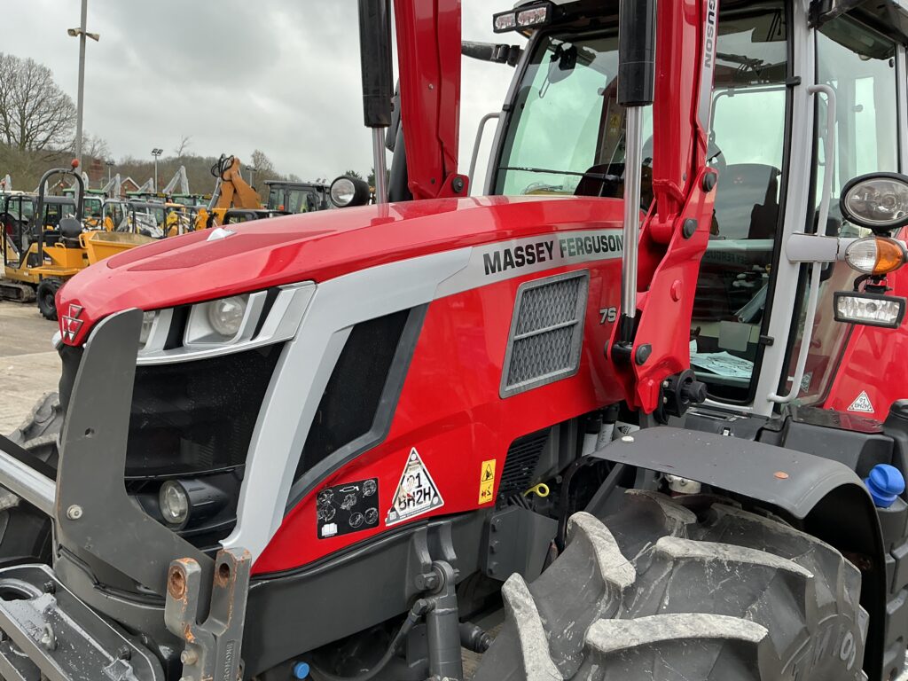 Massey Ferguson 7S.180 Tractor (ST25886)