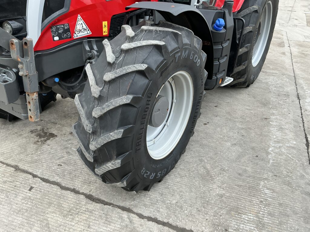 Massey Ferguson 7S.180 Tractor (ST25886)