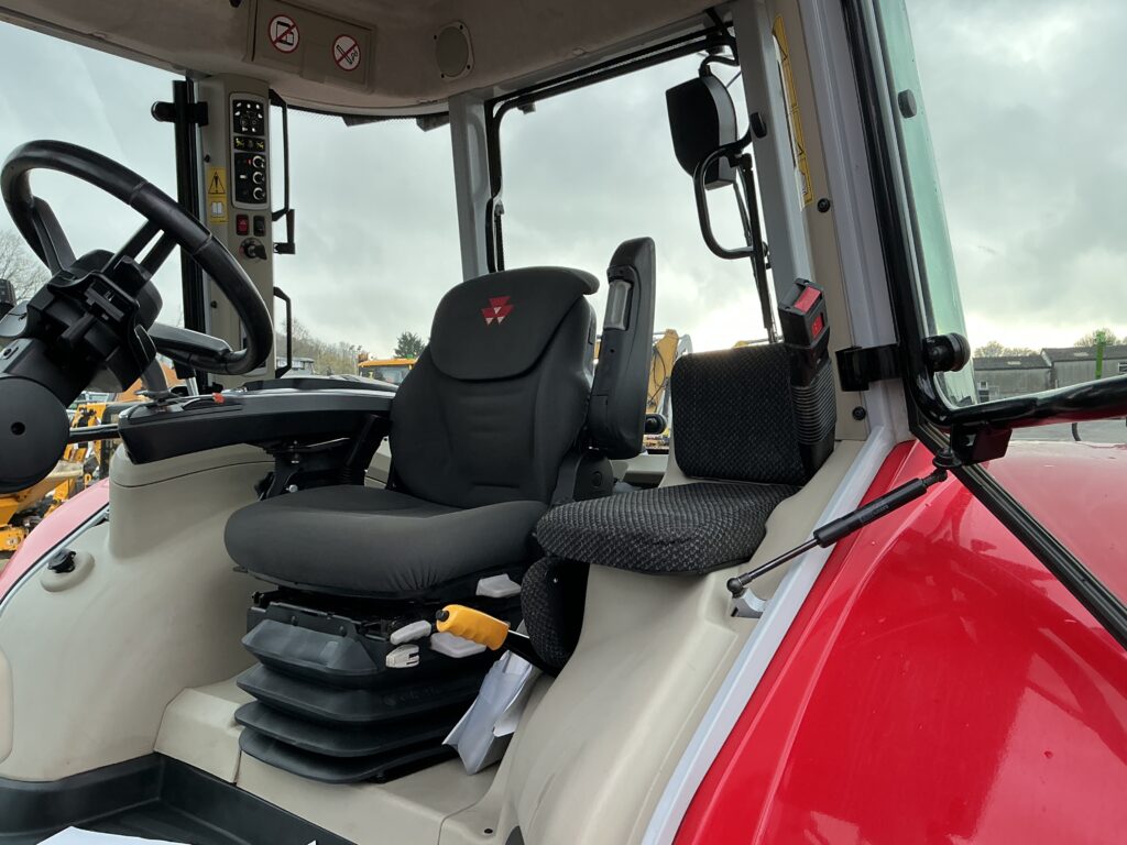Massey Ferguson 7S.180 Tractor (ST25886)