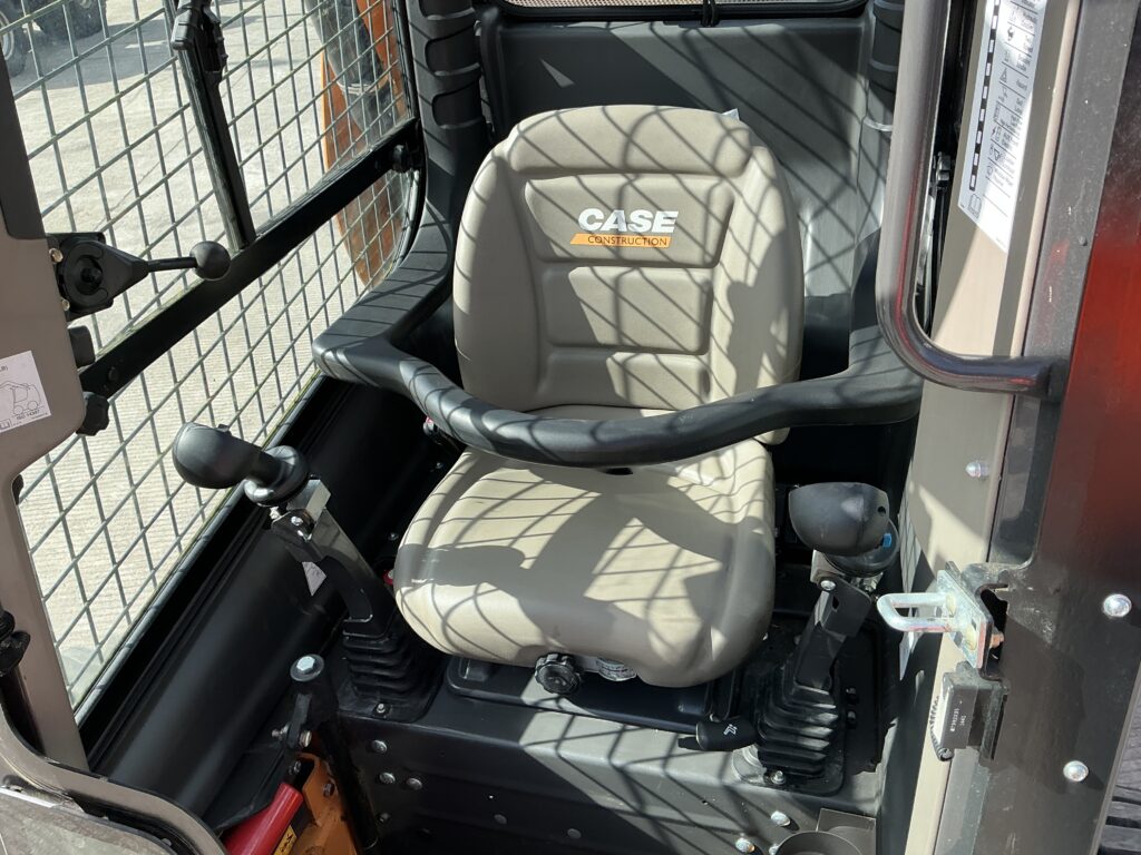 Case SR130 Wheeled Skid Steer Loader (ST25847)