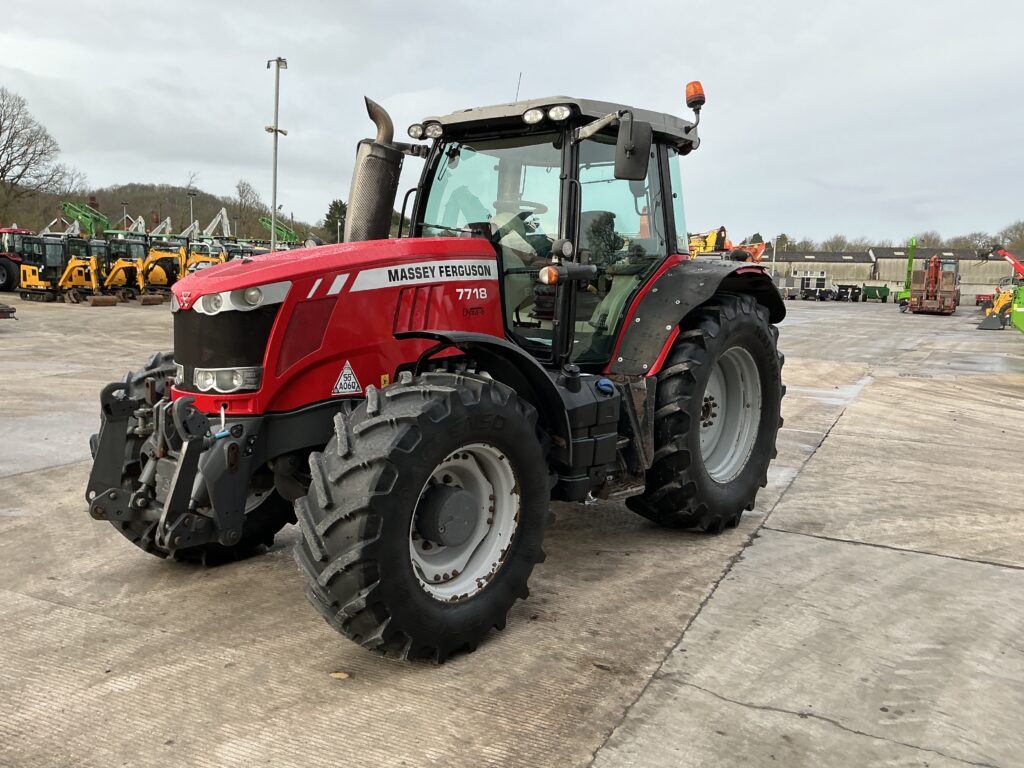 Massey Ferguson 7718 Dyna6 Tractor (ST25973)