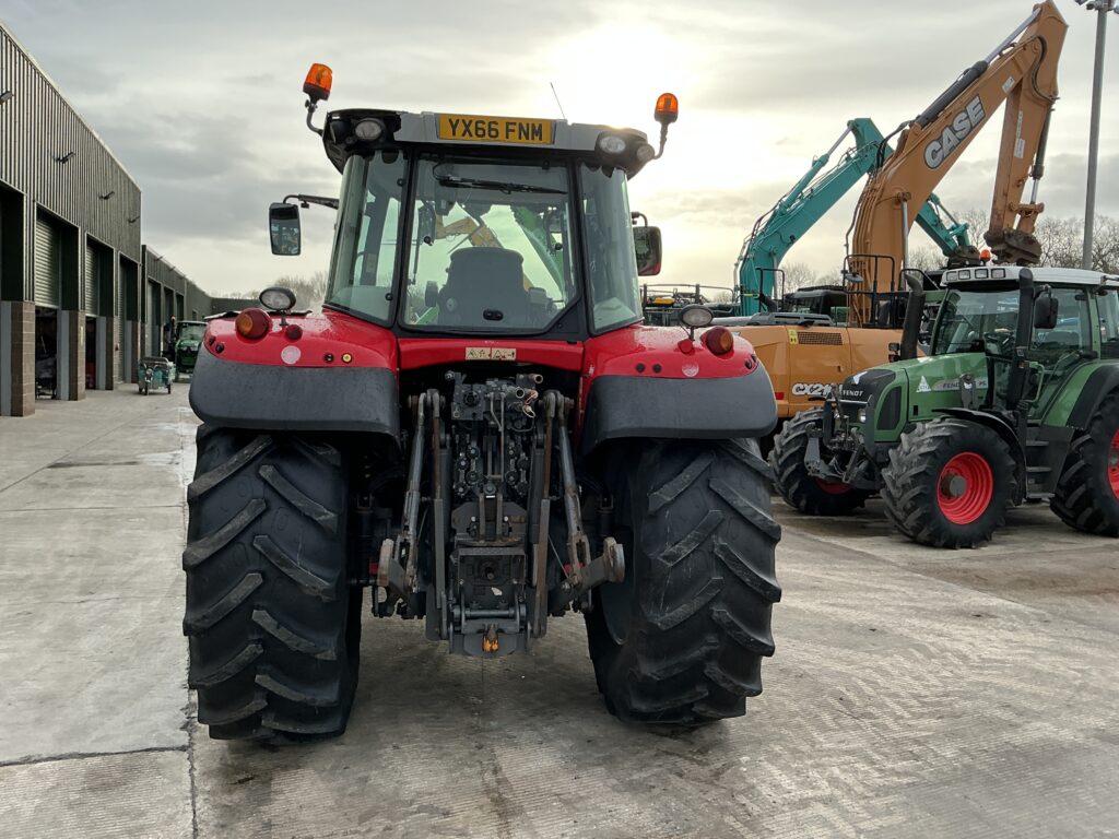 Massey Ferguson 7718 Dyna6 Tractor (ST25973)