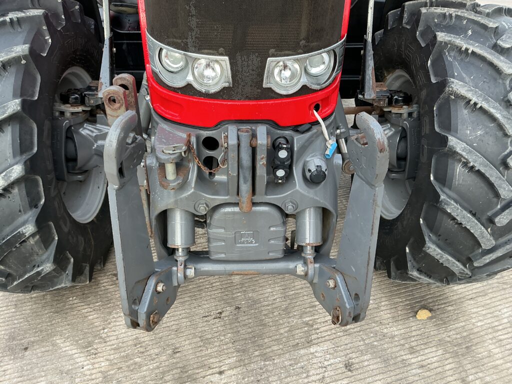 Massey Ferguson 7718 Dyna6 Tractor (ST25973)