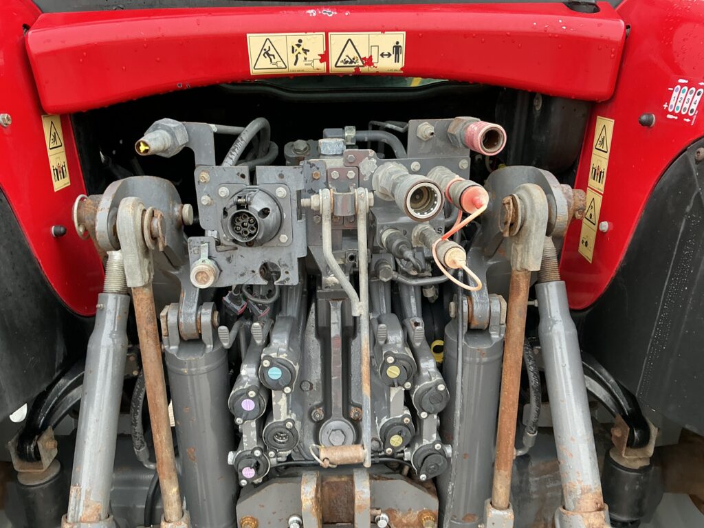 Massey Ferguson 7718 Dyna6 Tractor (ST25973)