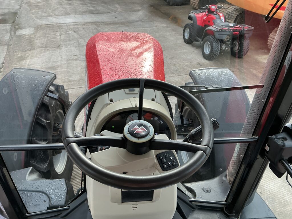 Massey Ferguson 7718 Dyna6 Tractor (ST25973)