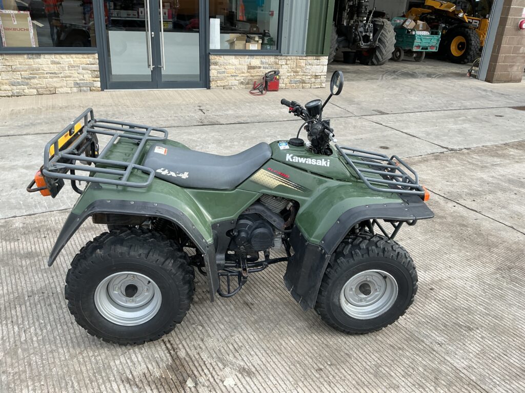 Kawasaki KLF300 Quad Bike (ST25223)
