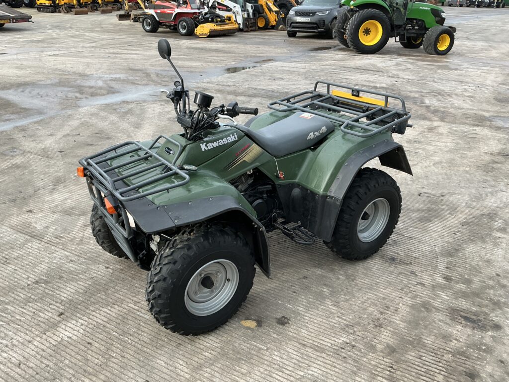 Kawasaki KLF300 Quad Bike (ST25223)