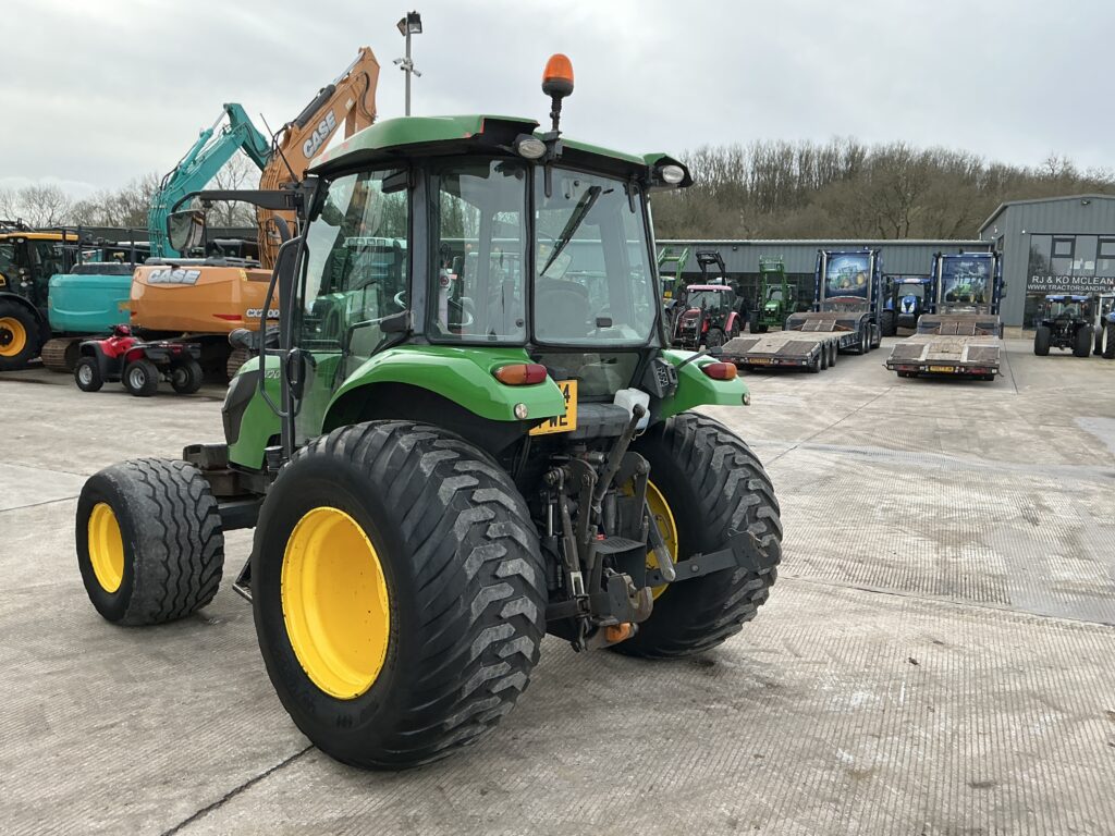 Kubota M7060 Tractor (ST25808)