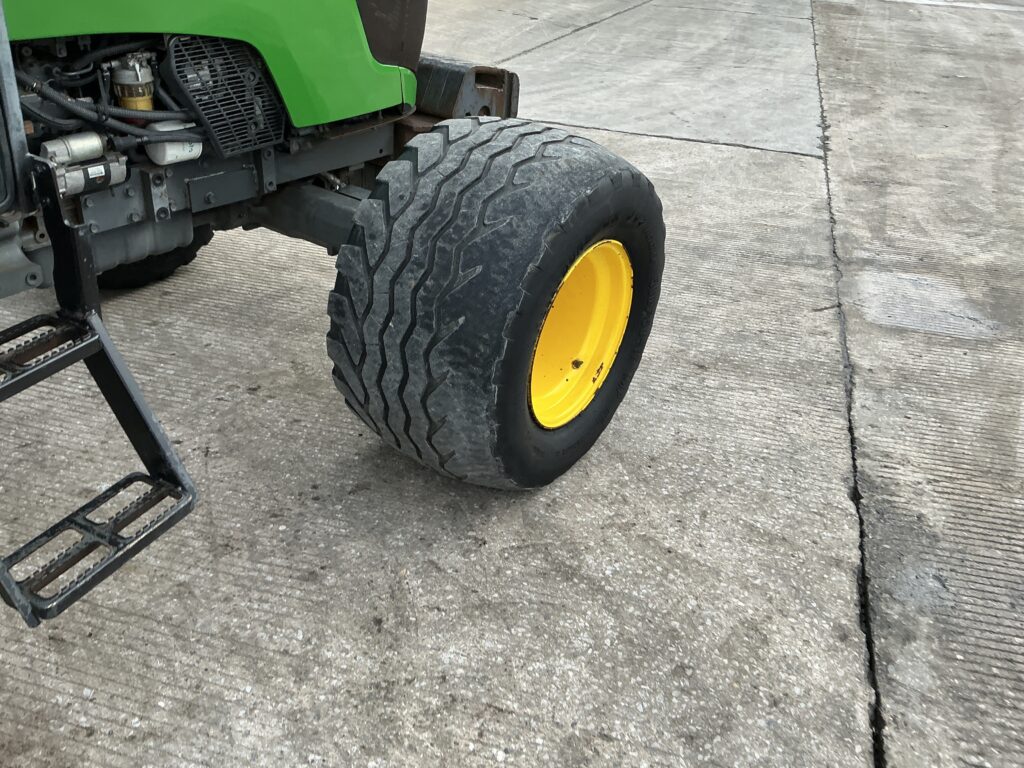 Kubota M7060 Tractor (ST25808)